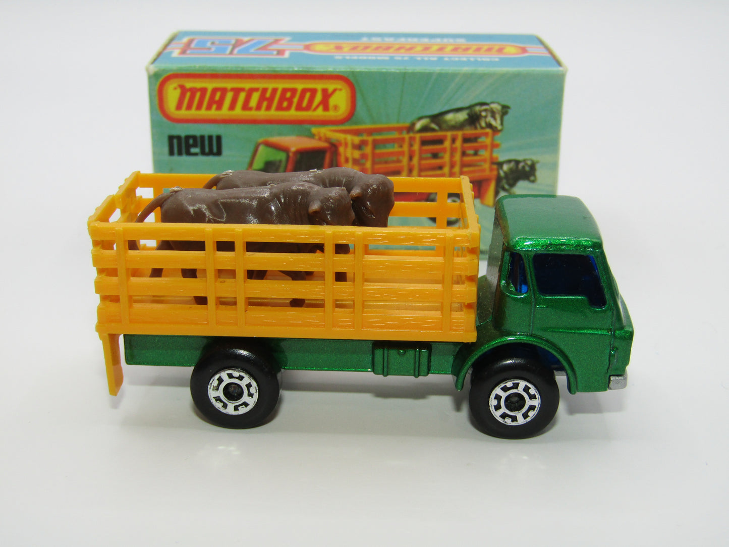 Matchbox Superfast 71C Cattle Truck Metallic Green BLUE Windows