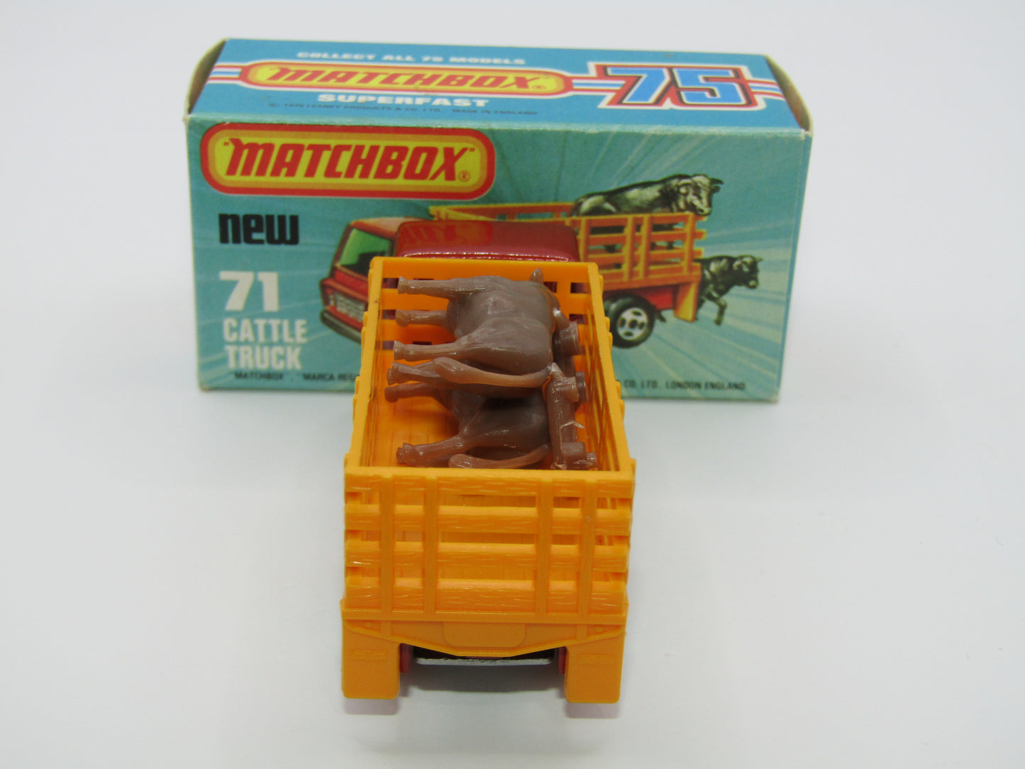 Matchbox Superfast 71C Cattle Truck Metallic DARK Bronze PURPLE Windows
