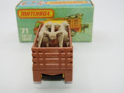 Matchbox Superfast 71C Cattle Truck LIGHT BROWN Stakes AMBER Windows