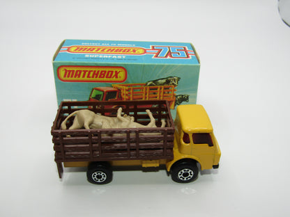 Matchbox Superfast 71C Cattle Truck Yellow 5 ARCH Rear wheels