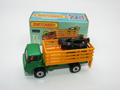 Matchbox Superfast 71C Cattle Truck Met Green Red Windows Orange Stakes