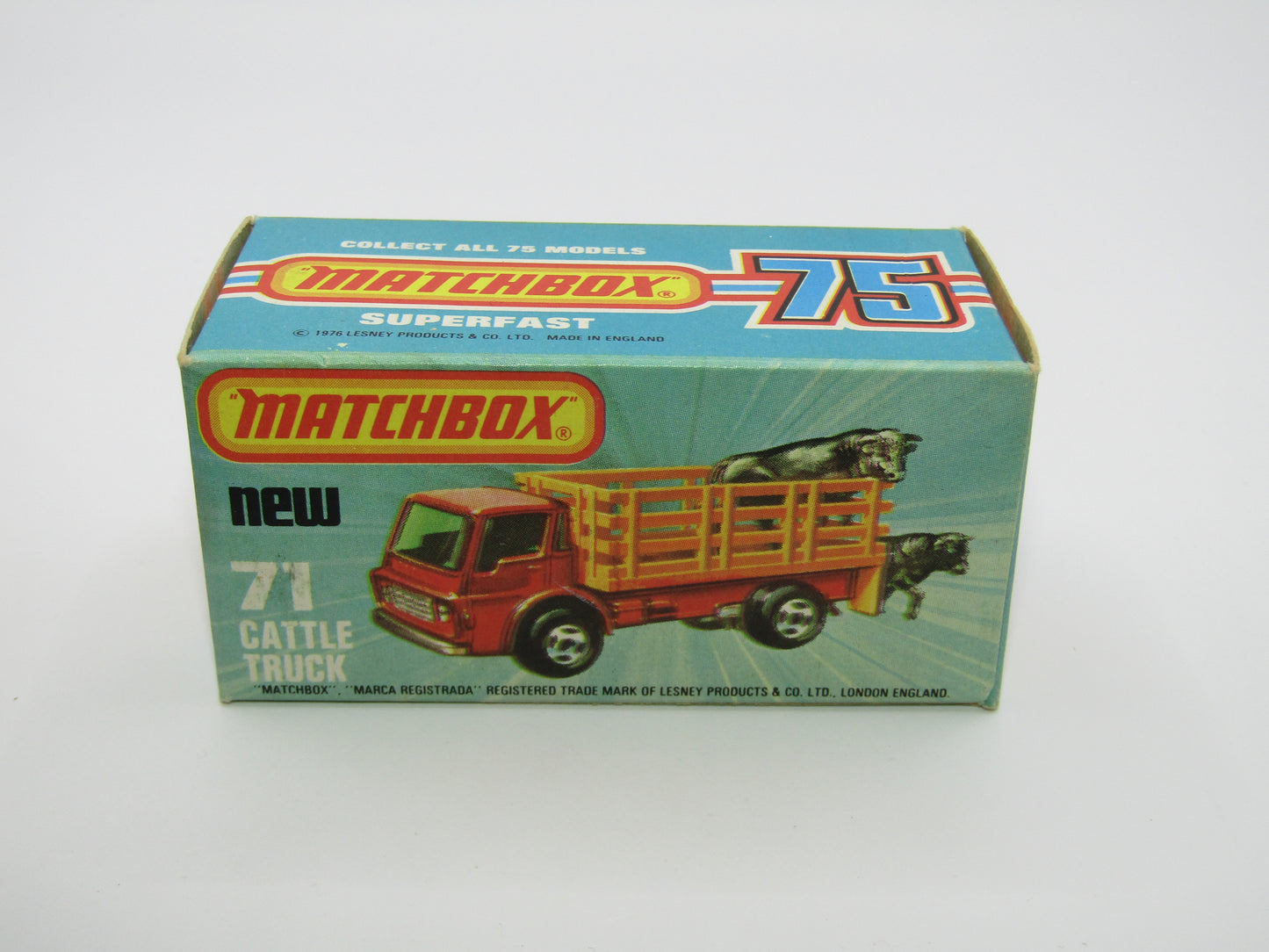 Matchbox Superfast 71C Cattle Truck Met Green Red Windows Orange Stakes