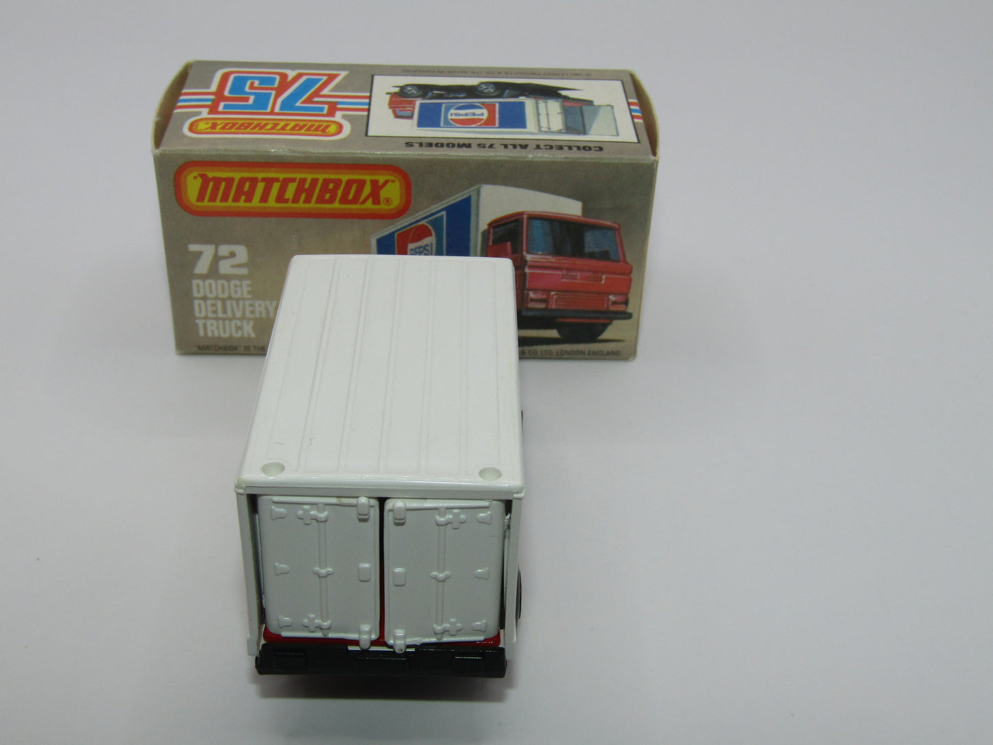 Matchbox Superfast 72E Dodge Delivery Truck Smiths Crisps GOLD Wheels