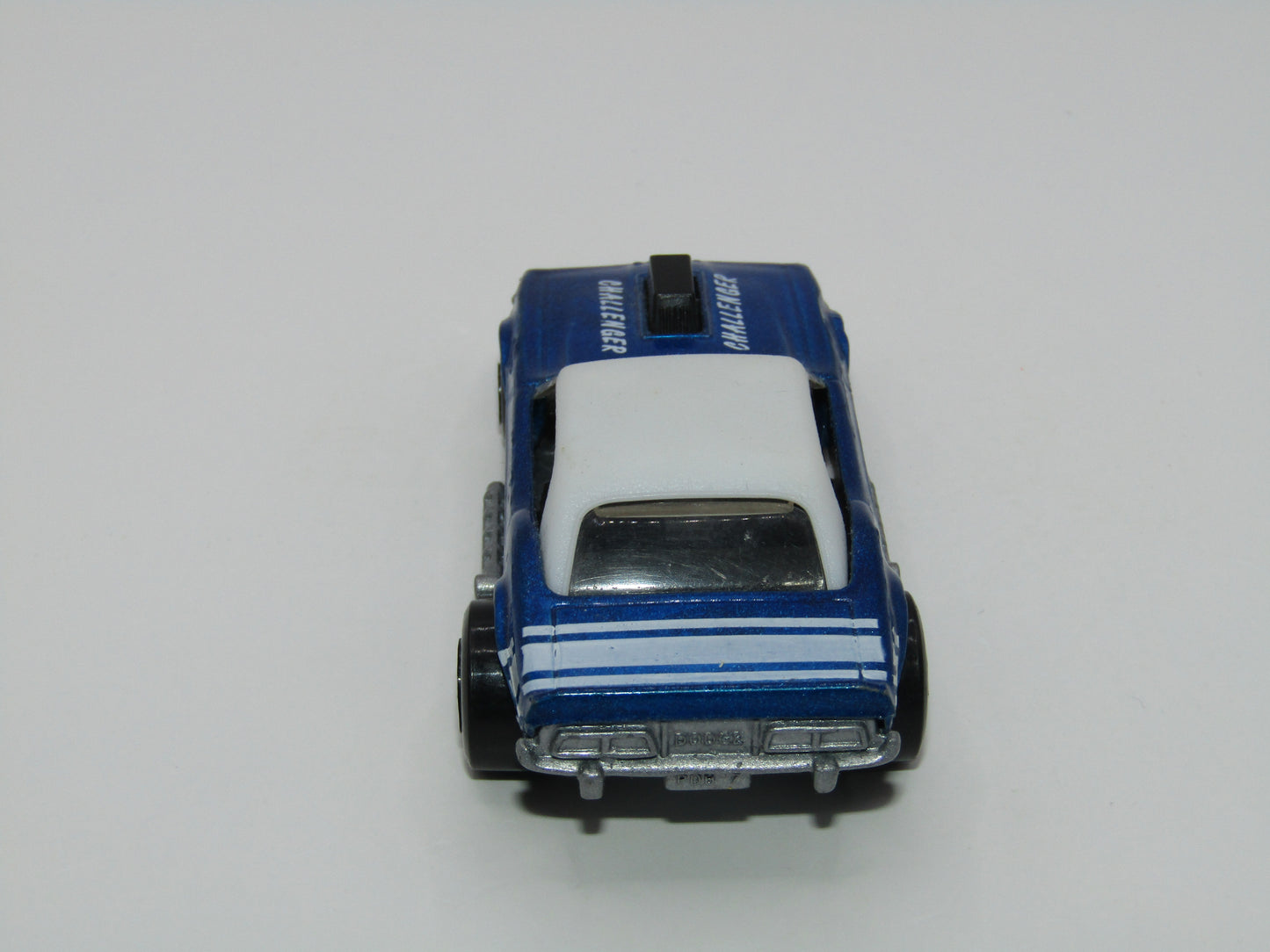 Matchbox Superfast MB1 Dodge Challenger Metallic Blue China Base