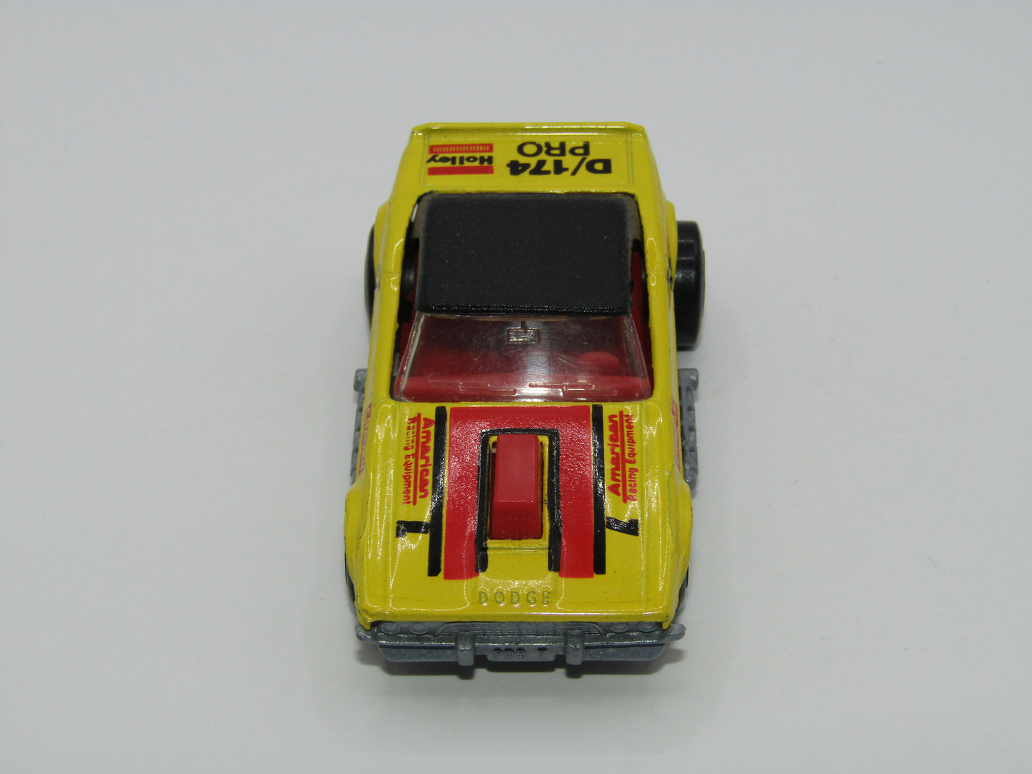 Matchbox Superfast MB1 Dodge Challenger Dot Dash Wheels China Base