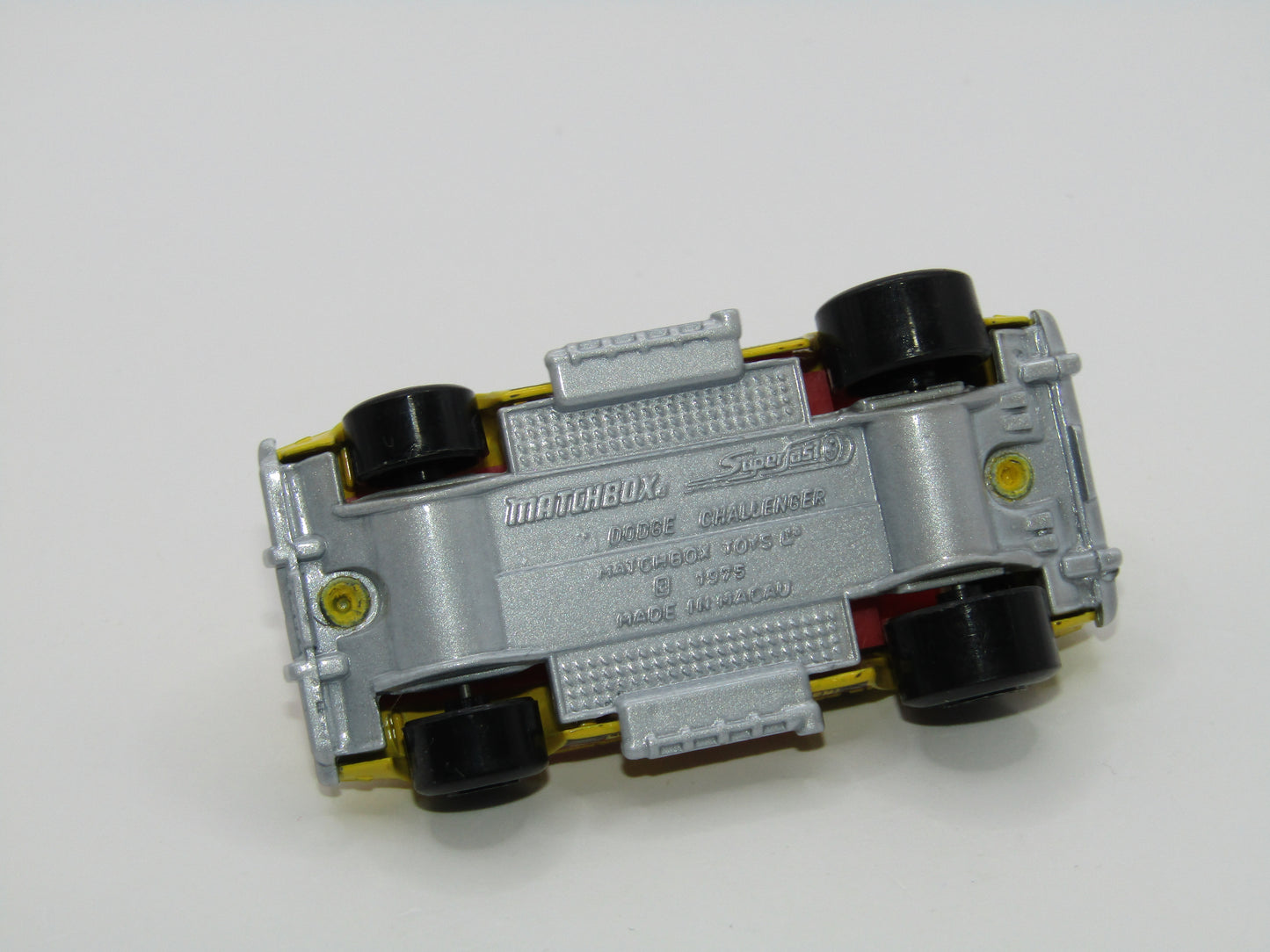 Matchbox Superfast MB1 Dodge Challenger 5 Arch Front Macau Base