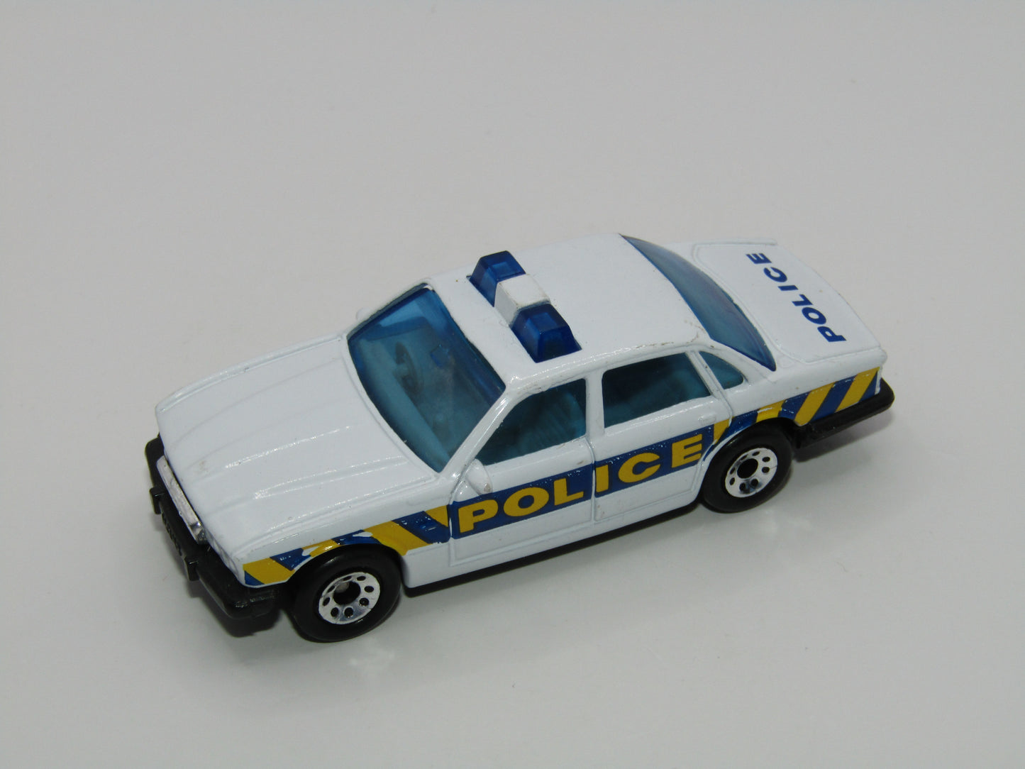 Matchbox Superfast MB1 Jaguar XJ6 Police Car POLICE Side Tampo Thailand