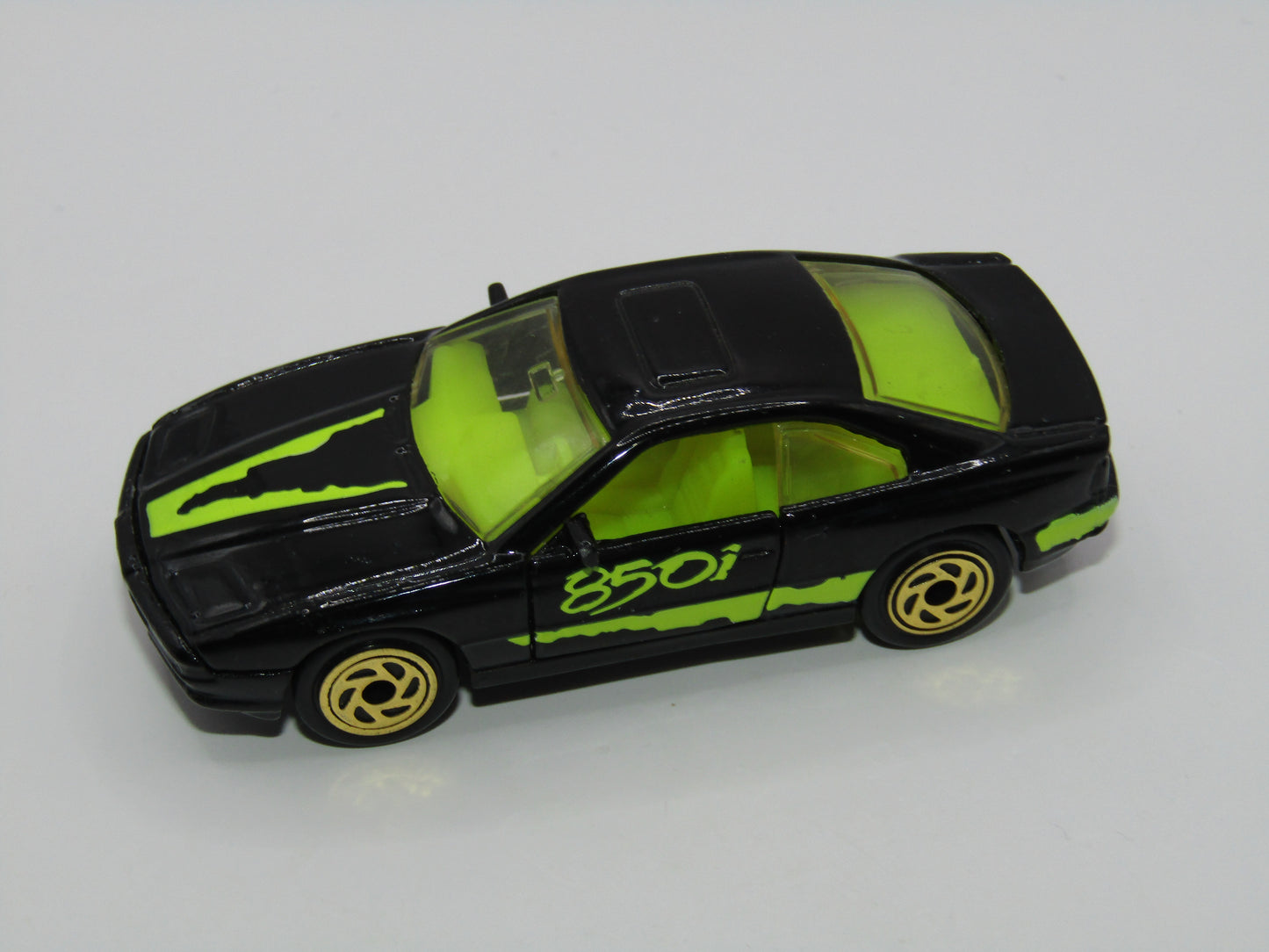 Matchbox Superfast MB2 BMW 850i Black 850i Tampo Thailand Base