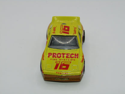 Matchbox Superfast MB2 Pontiac Fiero Laser Wheels Macau Base