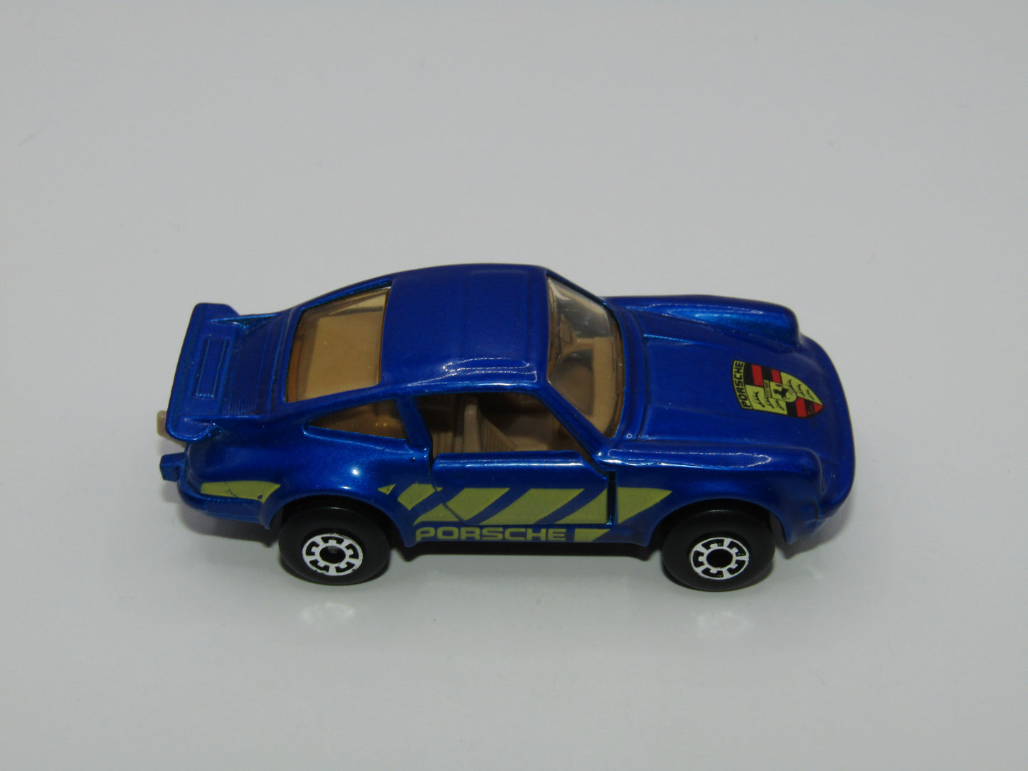 Matchbox Superfast MB3 Porsche Turbo DARK Metallic Blue Macau Base