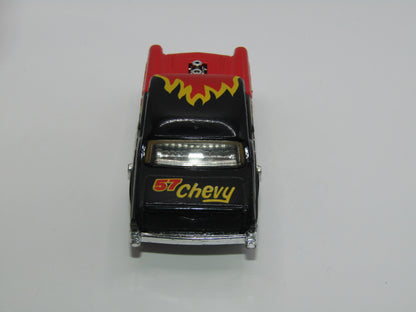 Matchbox Superfast MB4 '57 Chevy Flames Tampo Macau Base