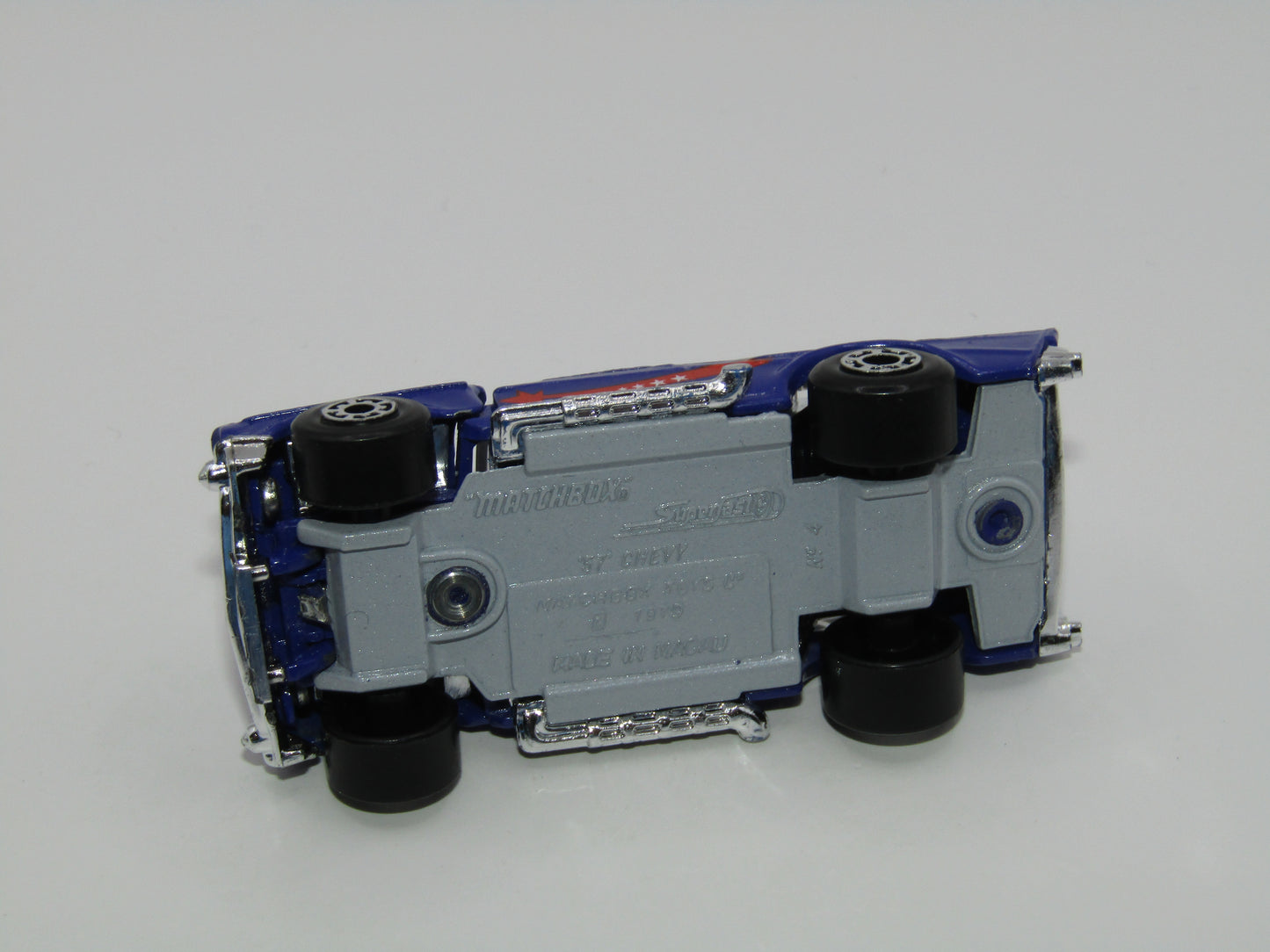Matchbox Superfast MB4 '57 Chevy Purple Milky Way Tampo Macau Base