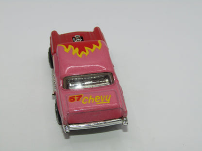 Matchbox Superfast MB4 '57 Chevy Red & Pink Flames Tampo Macau Base