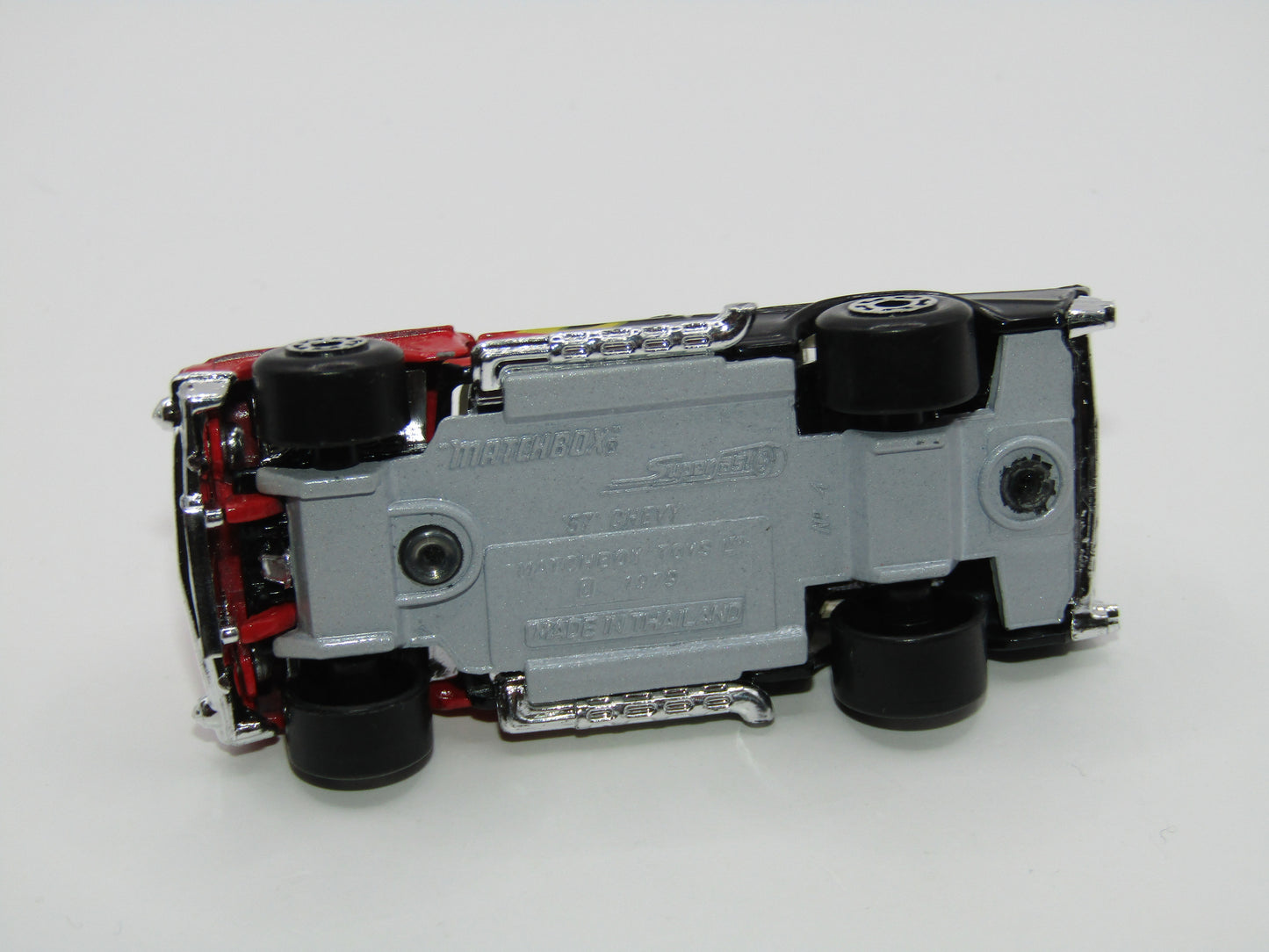 Matchbox Superfast MB4 '57 Chevy Red & Black Flames Tampo THAILAND Base