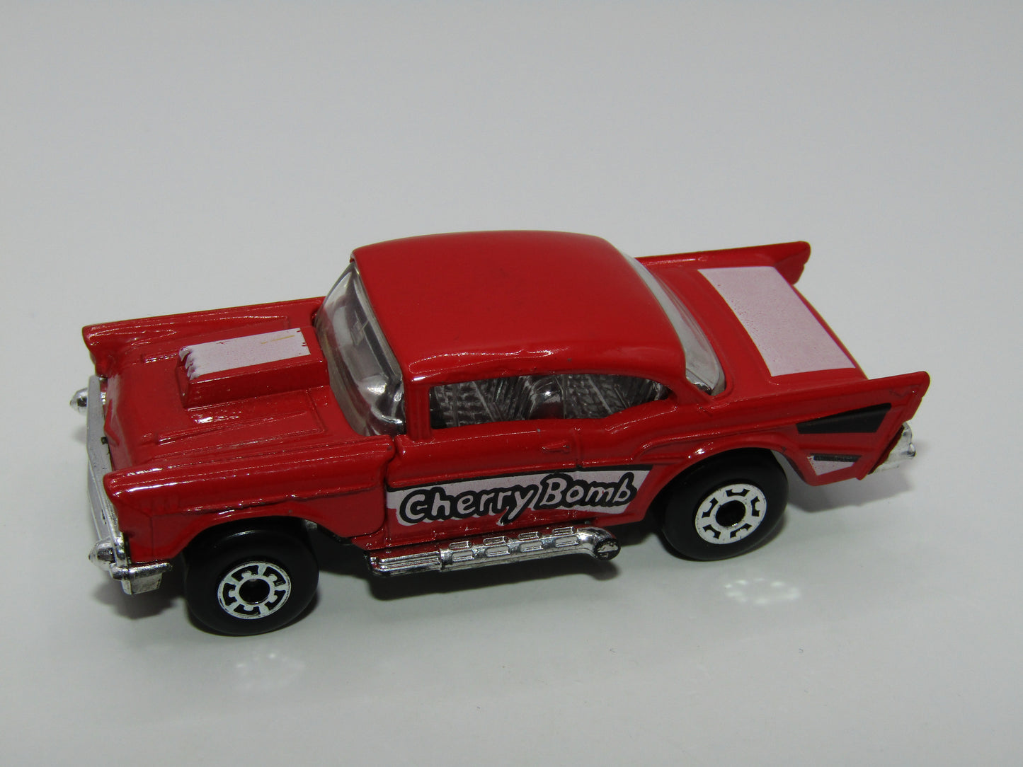 Matchbox Superfast 4D '57 Chevy Red, Unpainted Base