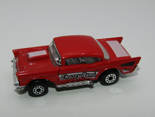 Matchbox Superfast 4D '57 Chevy Red, Unpainted Base