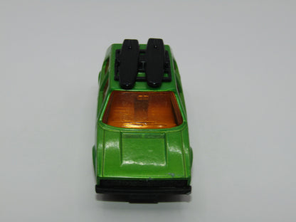 Matchbox Superfast 7C VW Golf LIME Green, Satin Black Base