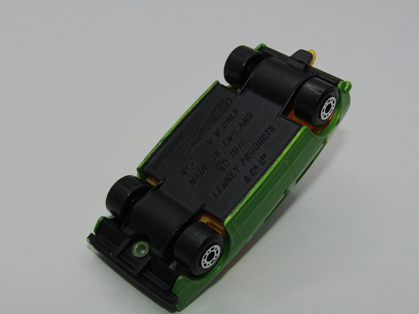 Matchbox Superfast 7C VW Golf LIME Green, Satin Black Base