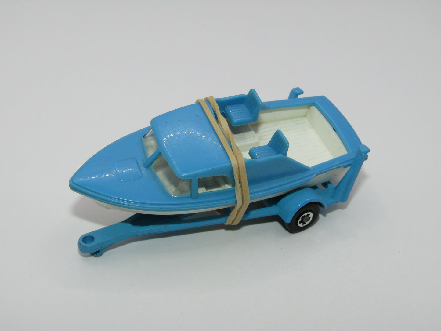 Matchbox Superfast 9A Boat & Trailer LIGHT BLUE Base CENTRE CUT Wheels