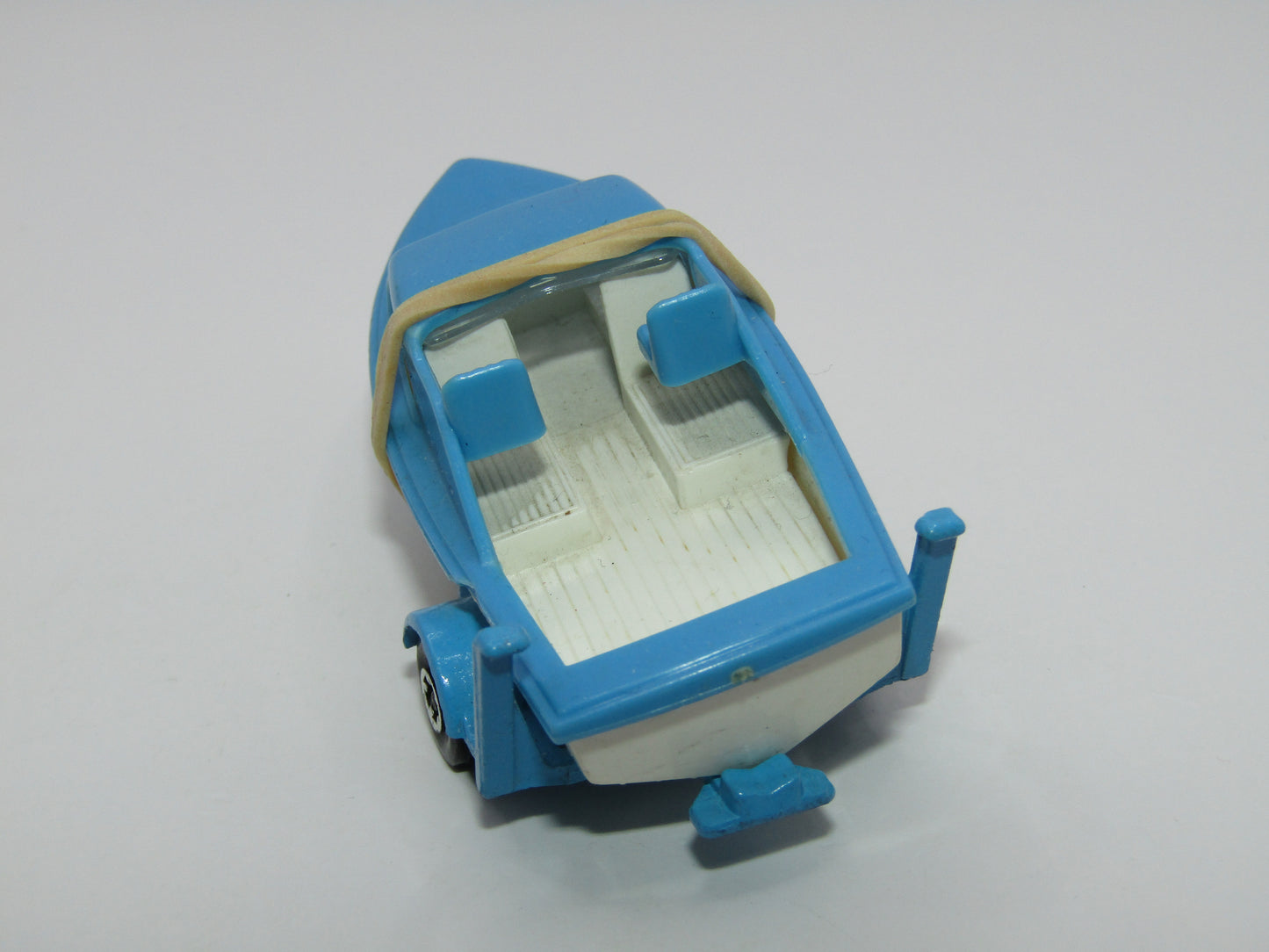 Matchbox Superfast 9A Boat & Trailer LIGHT BLUE Base CENTRE CUT Wheels