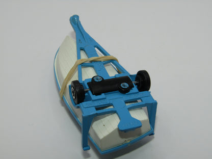 Matchbox Superfast 9A Boat & Trailer LIGHT BLUE Base CENTRE CUT Wheels