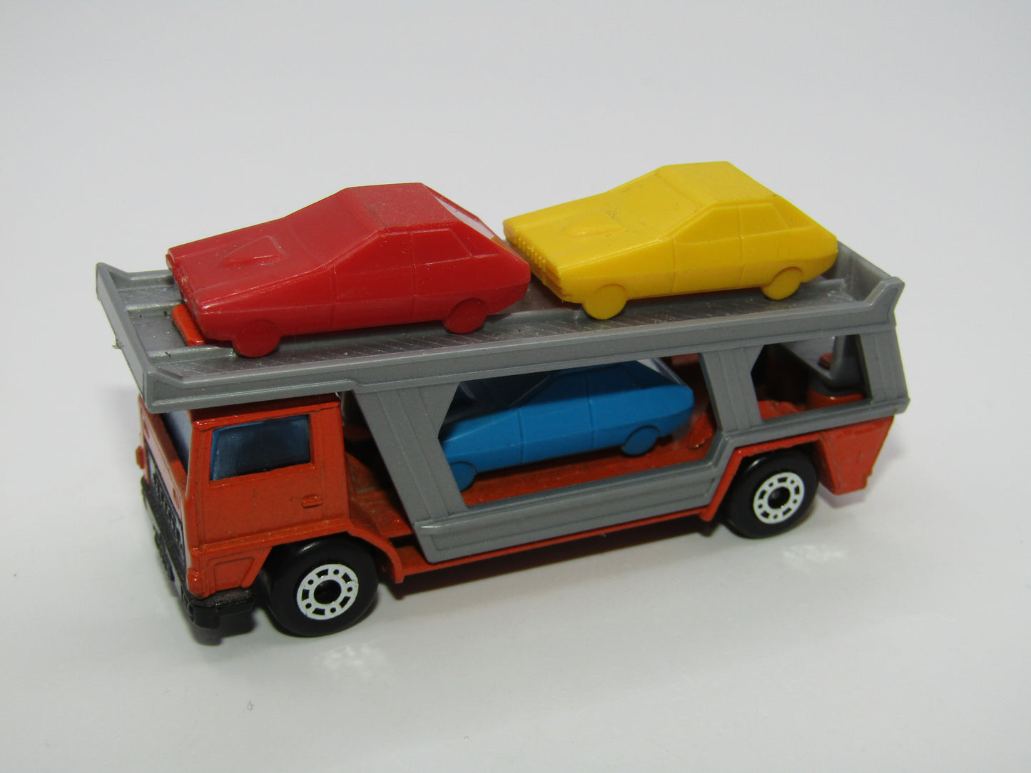 Matchbox Superfast 11C Car Transporter GREY Carrier RED CAR at FRONT