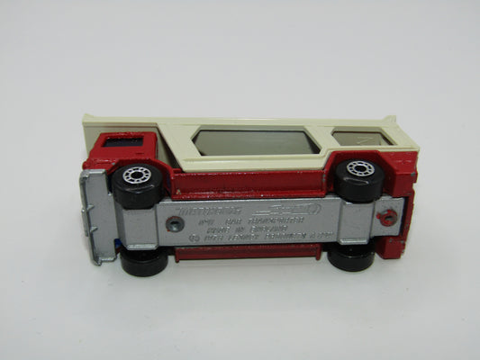 Matchbox Superfast 11C Car Transporter RED Cream Carrier SILVER BASE