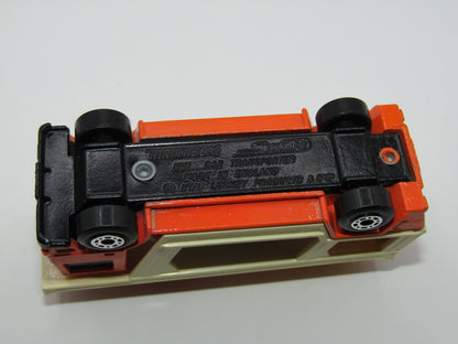 Matchbox Superfast 11C Car Transporter Orange GLOSS BLACK Base