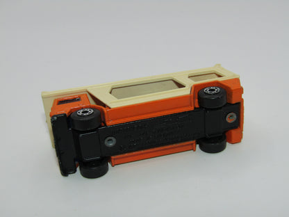 Matchbox Superfast 11C Car Transporter Orange LIGHT Yellow Car