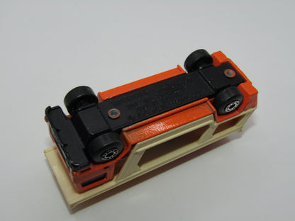 Matchbox Superfast 11C Car Transporter Orange YELLOW CAR at FRONT