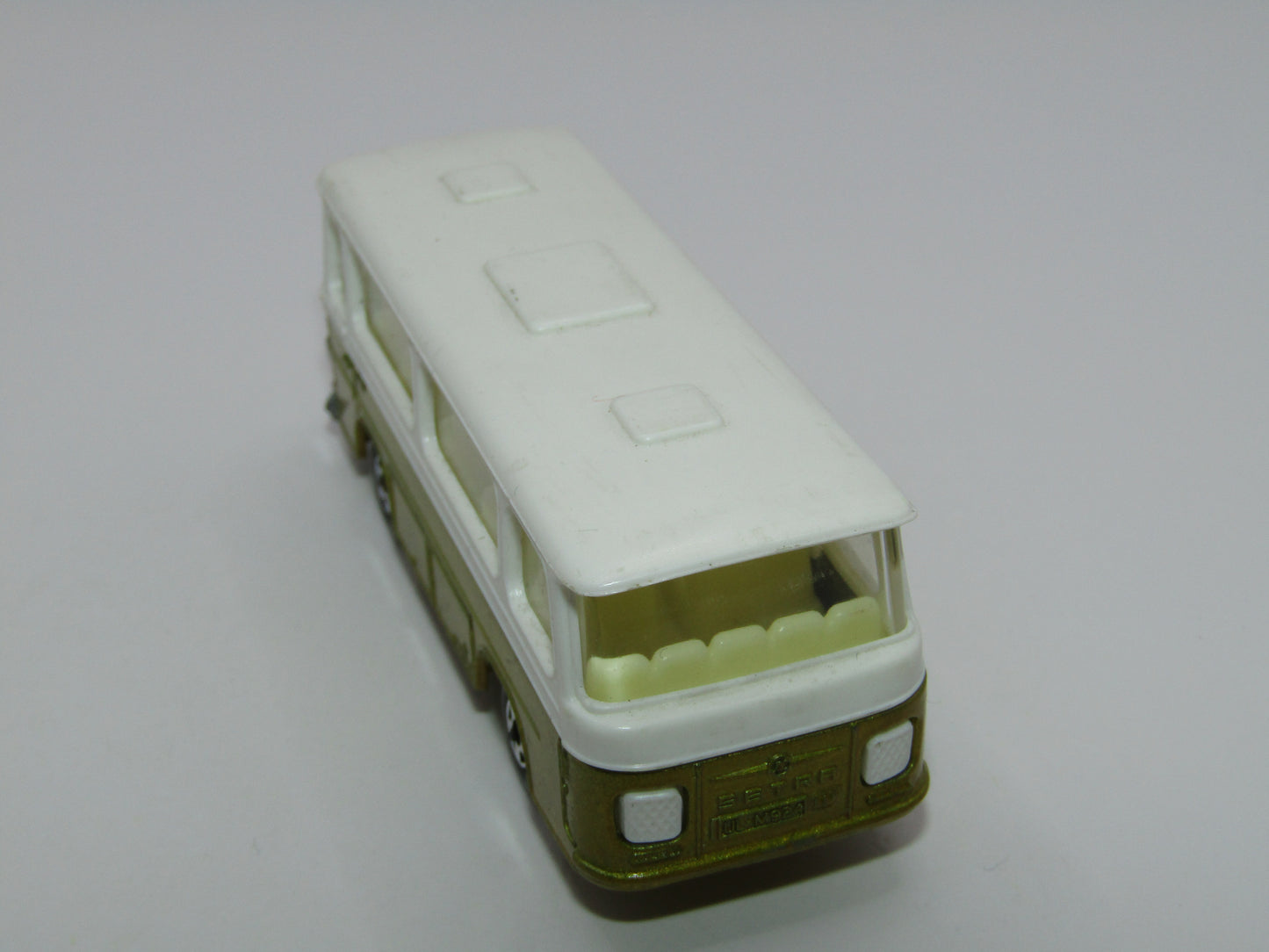 Matchbox Superfast 12B Setra Coach White Roof, Gold Body