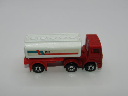 Matchbox Superfast 14D Leyland Articulated Tanker CREAM No 30 Base