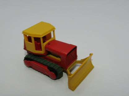 Matchbox Superfast 16A Case Tractor DULL Red Yellow Blade
