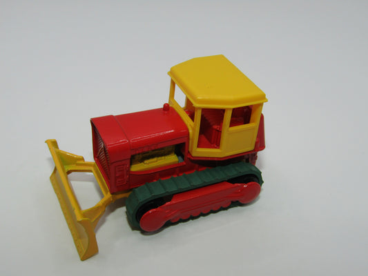 Matchbox Superfast 16A Case Tractor BRIGHT Red Yellow Blade