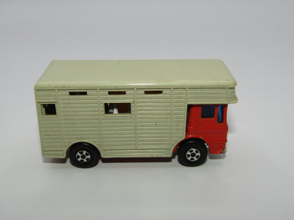 Matchbox Superfast 17A Horse Box Orange-Red Bone Box