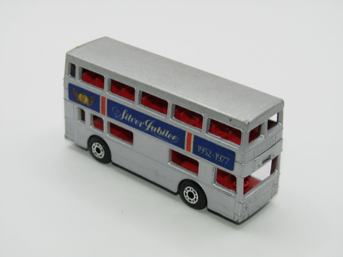 Matchbox Superfast 17B The Londoner Silver Jubilee Charcoal Base
