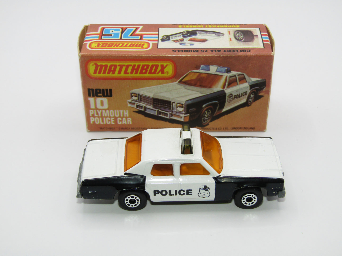 Matchbox Superfast 10C Plymouth Gran Fury Police & Shield Tampo GREEN Roof Lights, Amber Windows