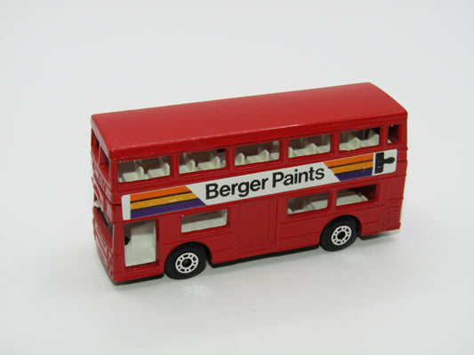 Matchbox Superfast 17B The Londoner Berger Paints Plastic Base (A)