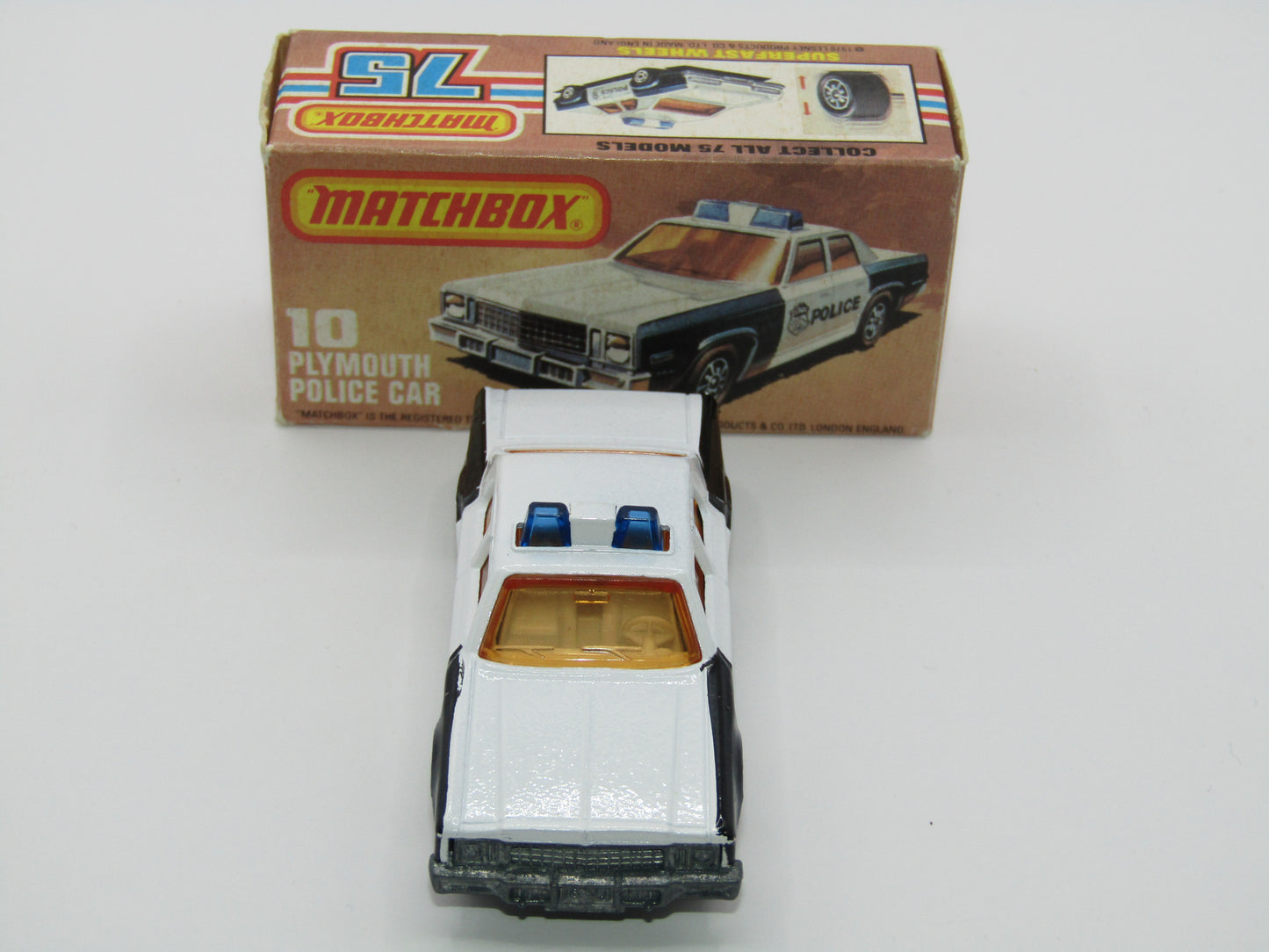Matchbox Superfast 10C Plymouth Gran Fury Police & Shield Tampo Light Amber Windows