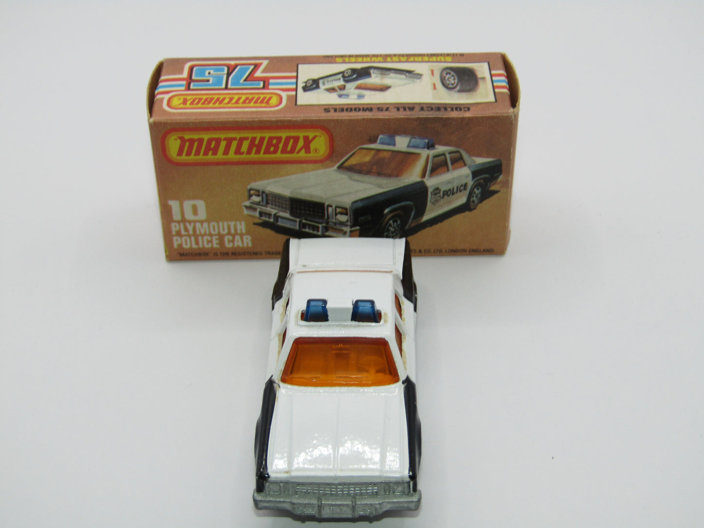 Matchbox Superfast 10C Plymouth Gran Fury Police & Shield Tampo DARK Amber Windows