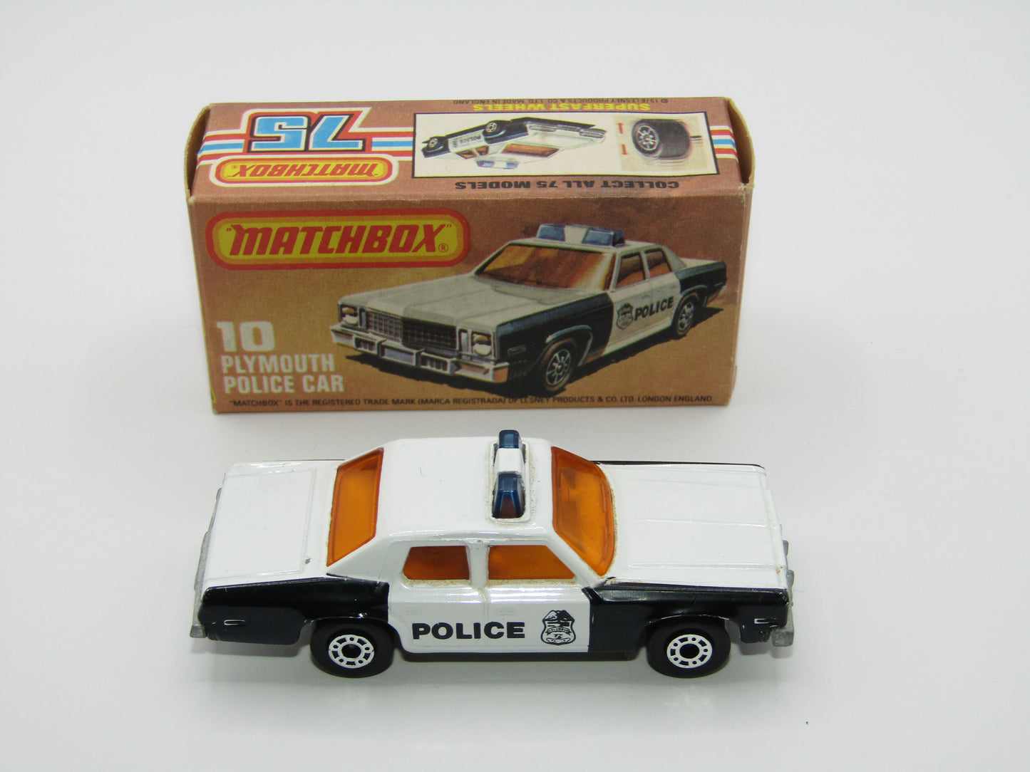 Matchbox Superfast 10C Plymouth Gran Fury Police & Shield Tampo DARK Amber Windows