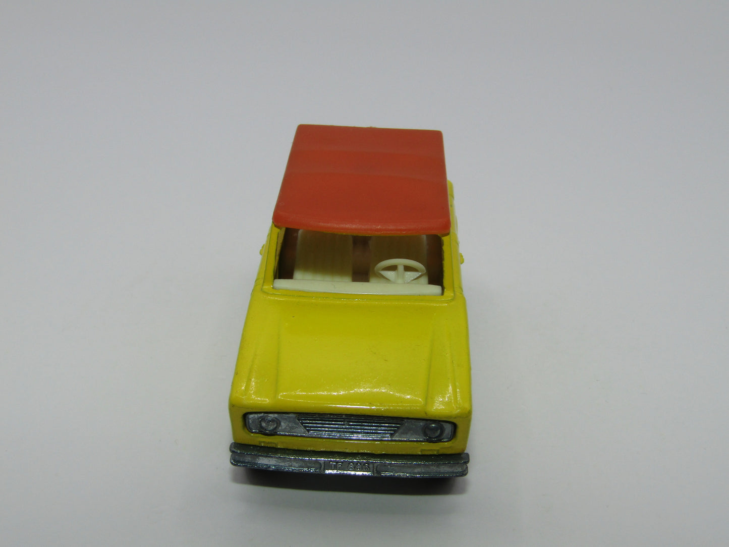 Matchbox Superfast 18A Field Car Yellow 4 Spoke Wide Wheels