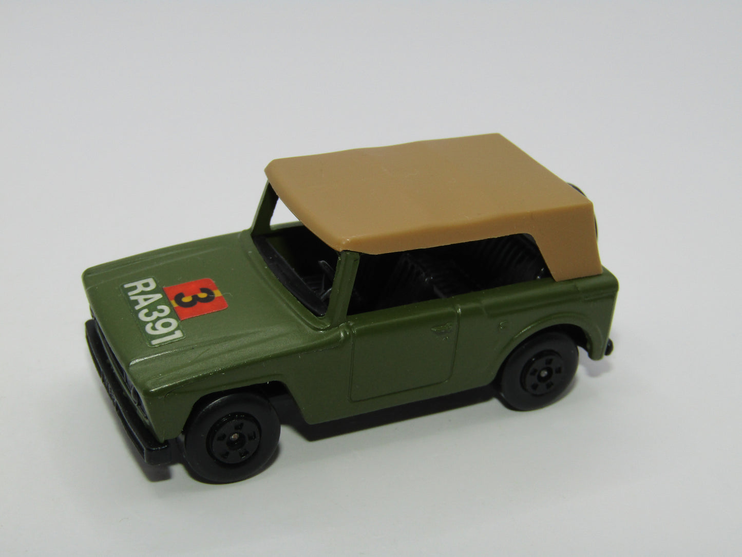 Matchbox Superfast 18A Field Car Olive Green 3RA391 label 5 SPOKE Wheels