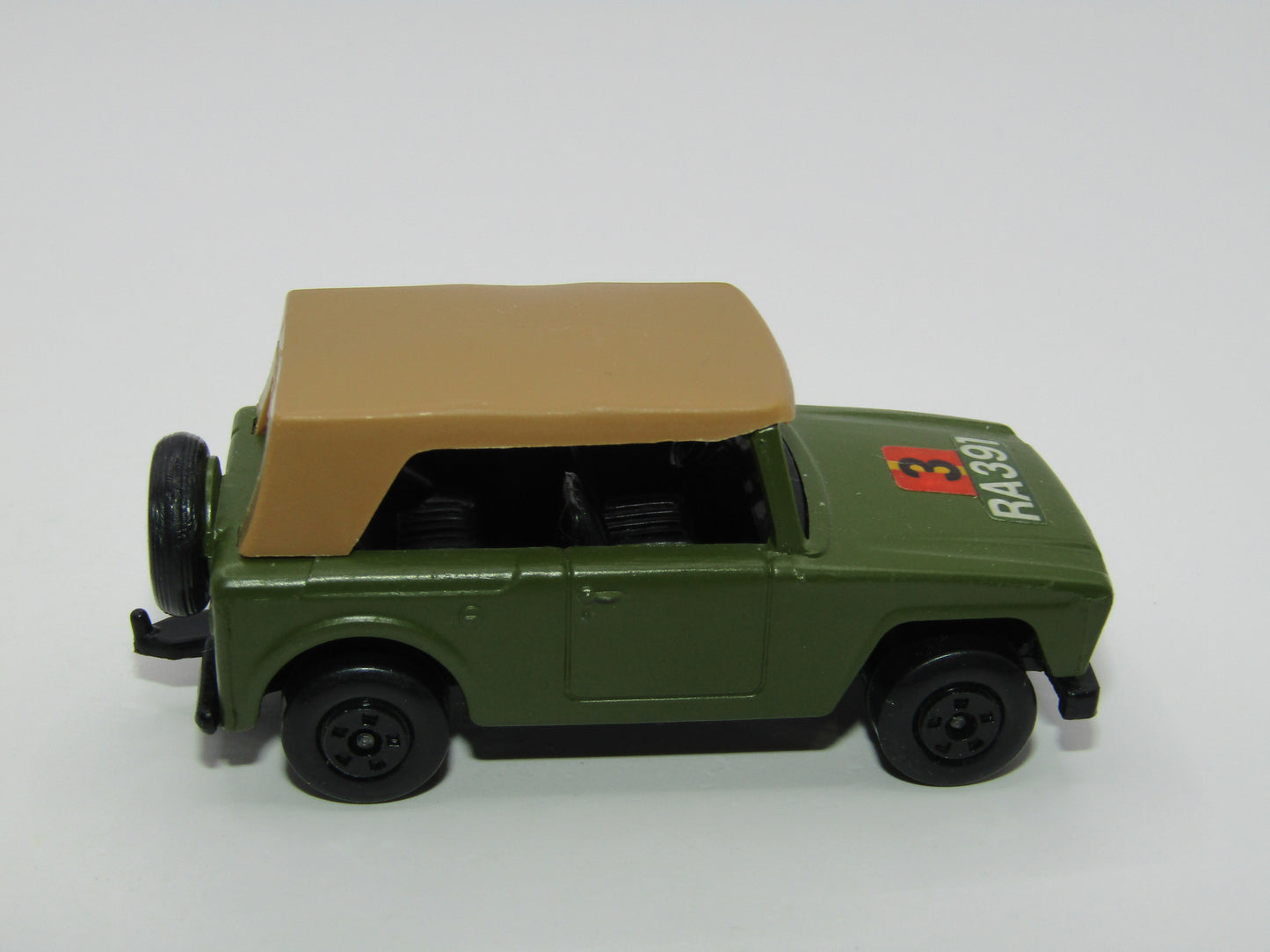 Matchbox Superfast 18A Field Car Olive Green 3RA391 label 5 SPOKE Wheels