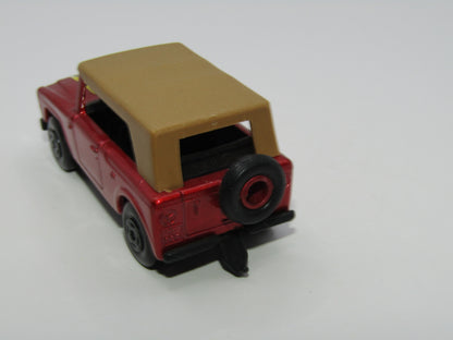 Matchbox Superfast 18A Field Car 44 Label BLACK Wheels Hubs