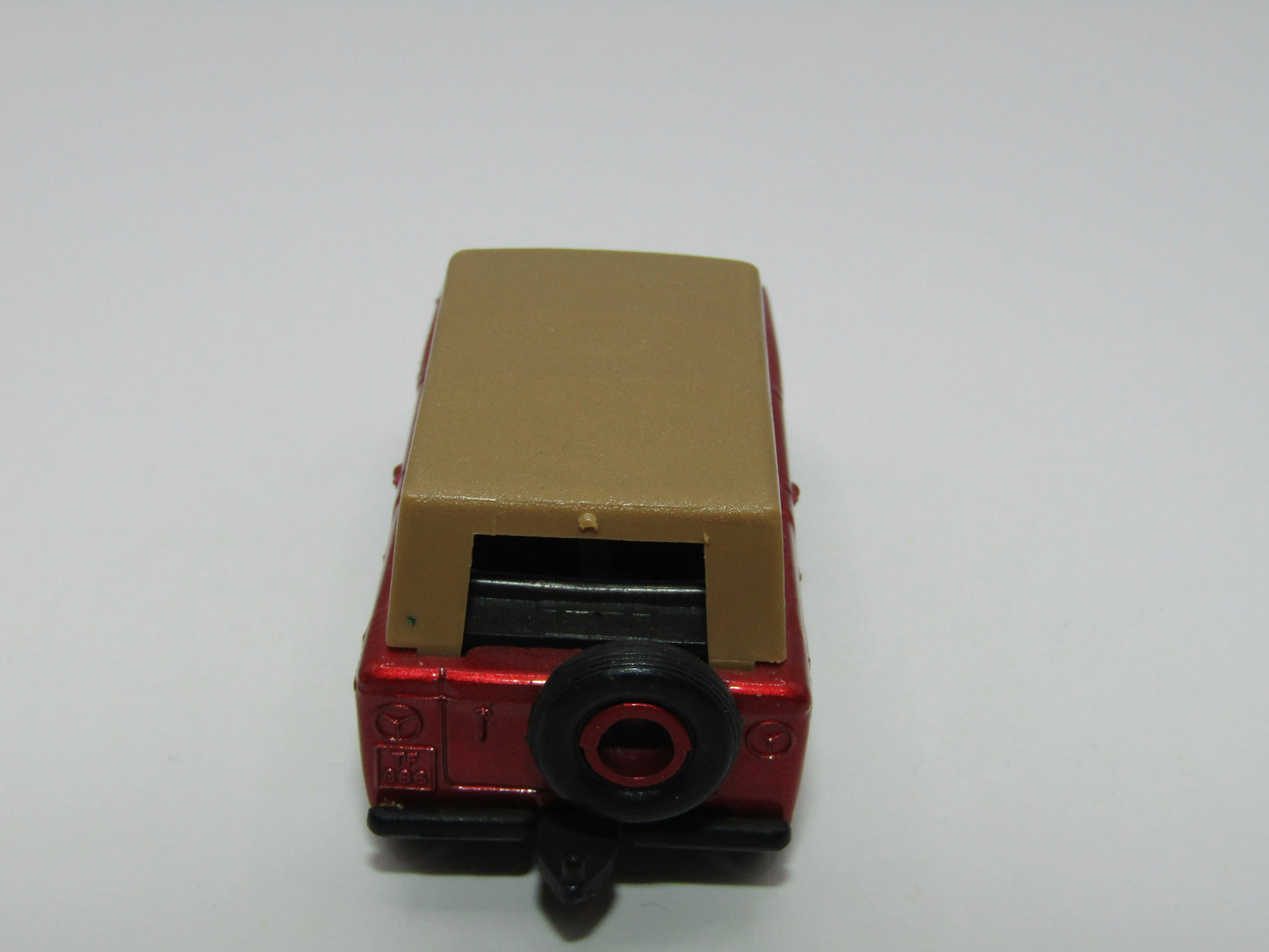 Matchbox Superfast 18A Field Car Metallic Red 44 Label