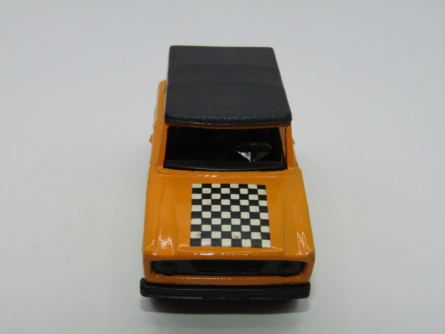 Matchbox Superfast 18A Field Car Orange Checker Label BLACK Wheel Hubs