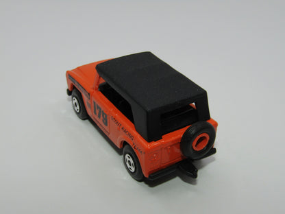 Matchbox Superfast 18A Field Car Scout Racing Tampo Black Roof