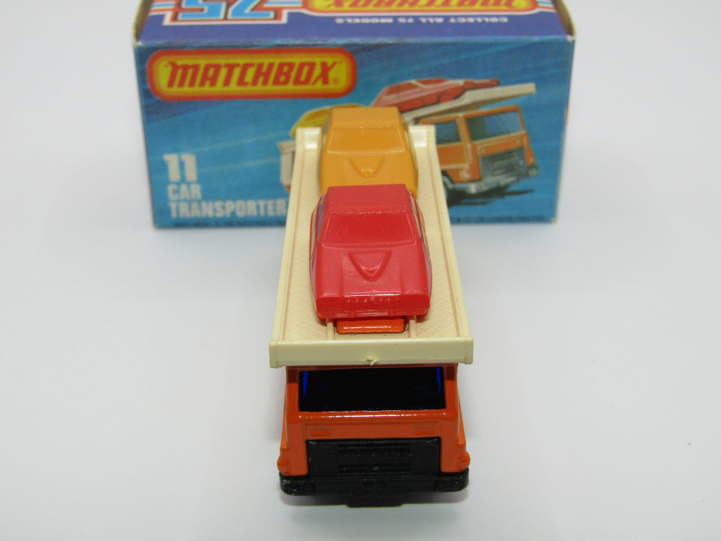Matchbox Superfast No 11C Car Transporter Orange VERY DARK BLUE Car Black Base