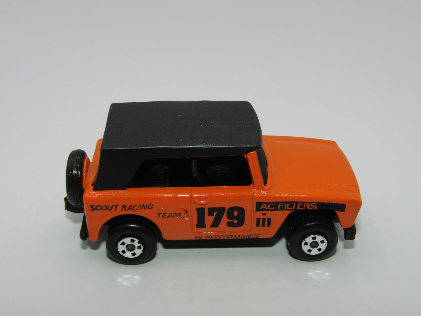 Matchbox Superfast 18A Field Car Scout Racing 5 SPOKE Wheels
